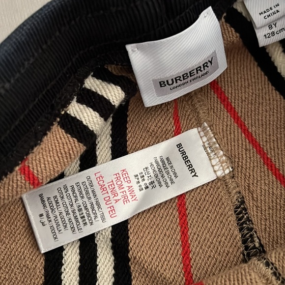 Burberry shorts youth unisex - Picture 4 of 5